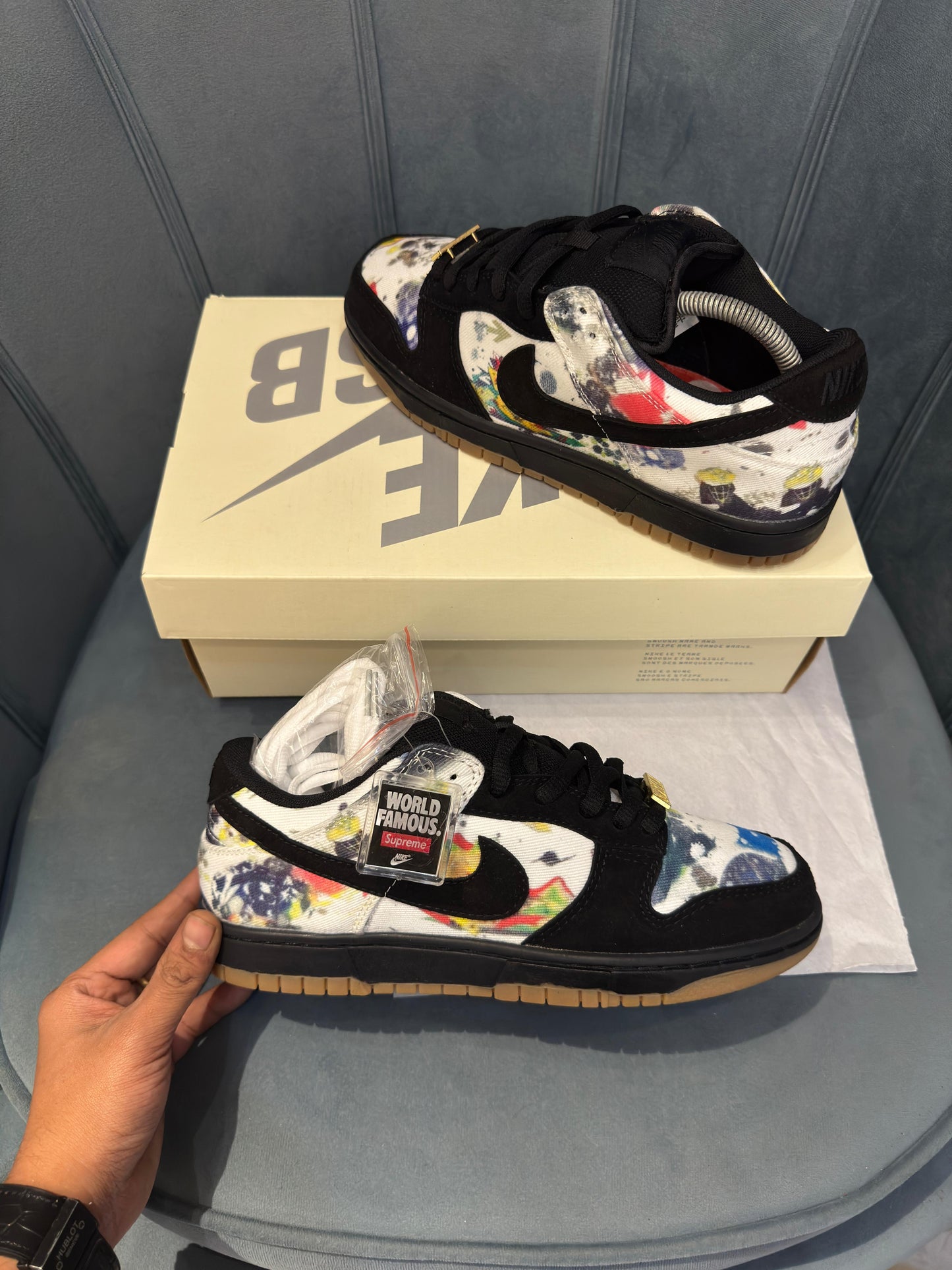 NIKE “SB DUNK LOW SUPREME RAMMELLZEE”