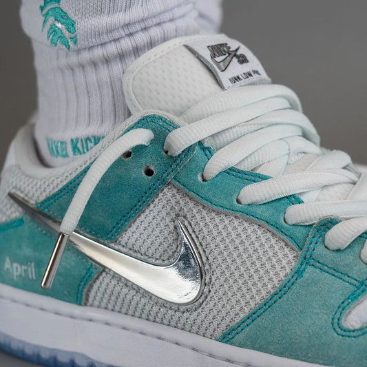 NIKE ''SB APRIL''