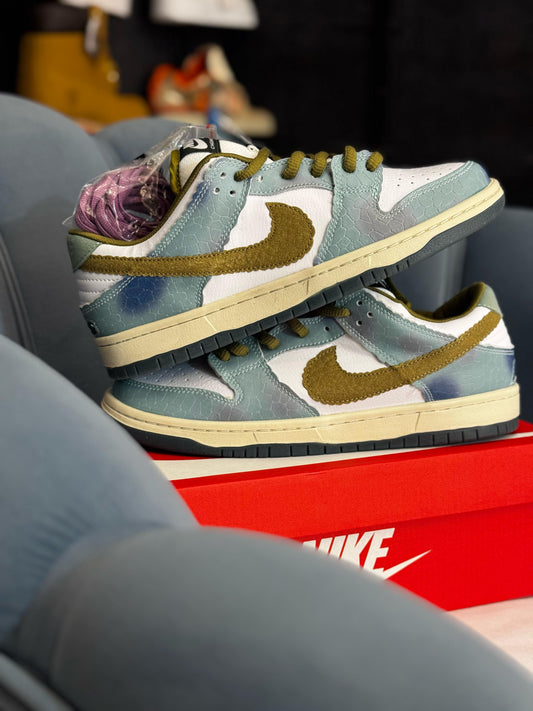 NIKE “SB DUNK CHAMELEON”