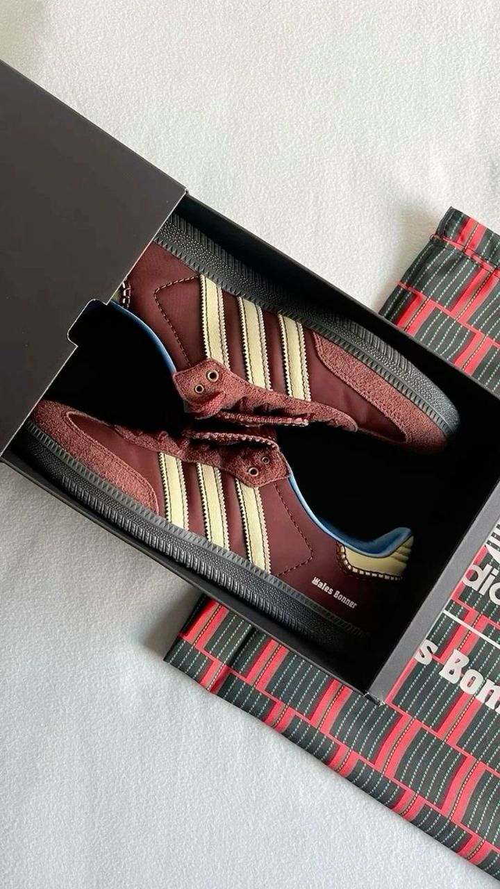 ADIDAS “WALES BONER BURGUNDY”