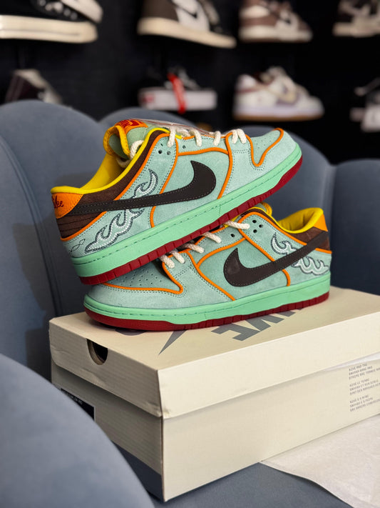 NIKE SB DUNK'' RODEO TOURMALINE''