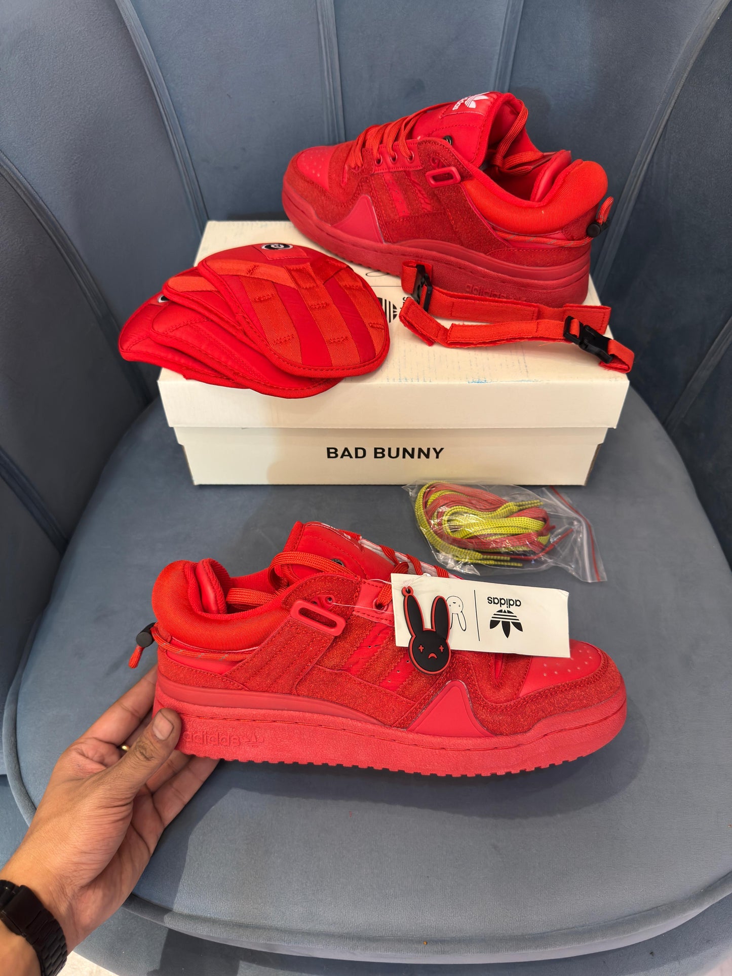ADIDAS BAD BUNNY RED