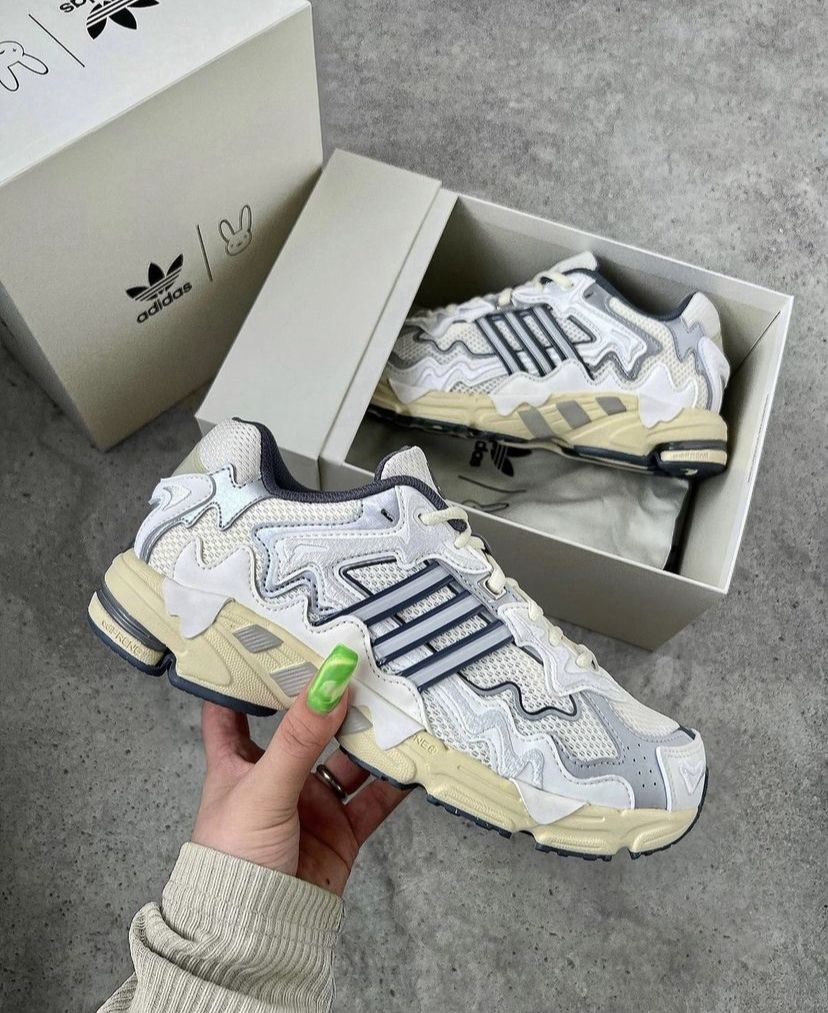 ADIDAS ''BAD BUNNY RESPONSE''