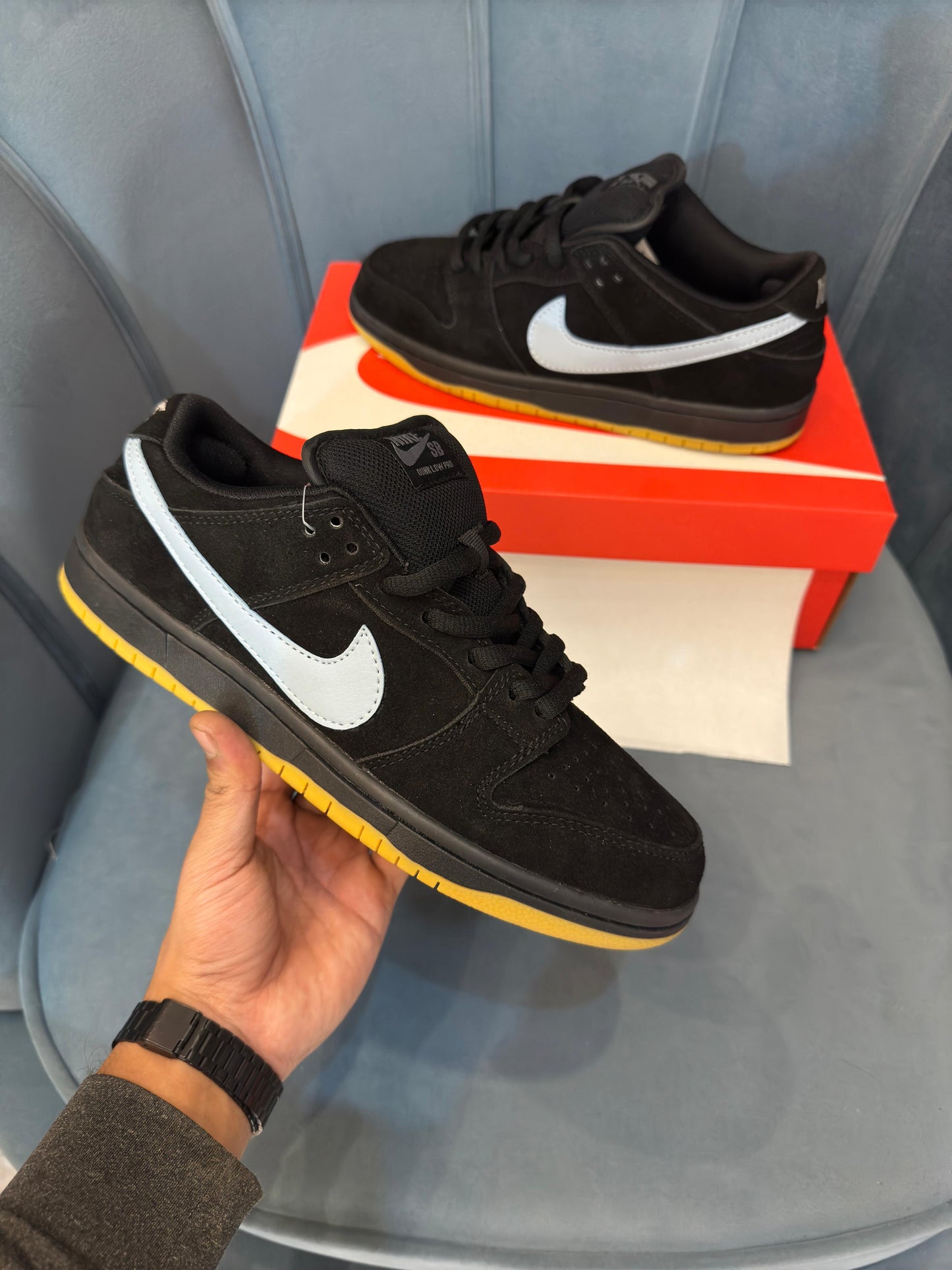 NIKE SB DUNK LOW ''BLACK GUM''
