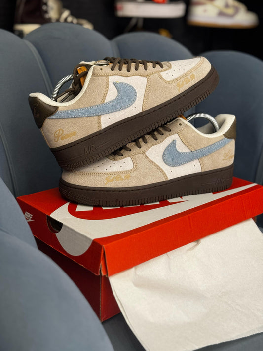 NIKE ''AIRFORCE1 LOVE & PEACE''