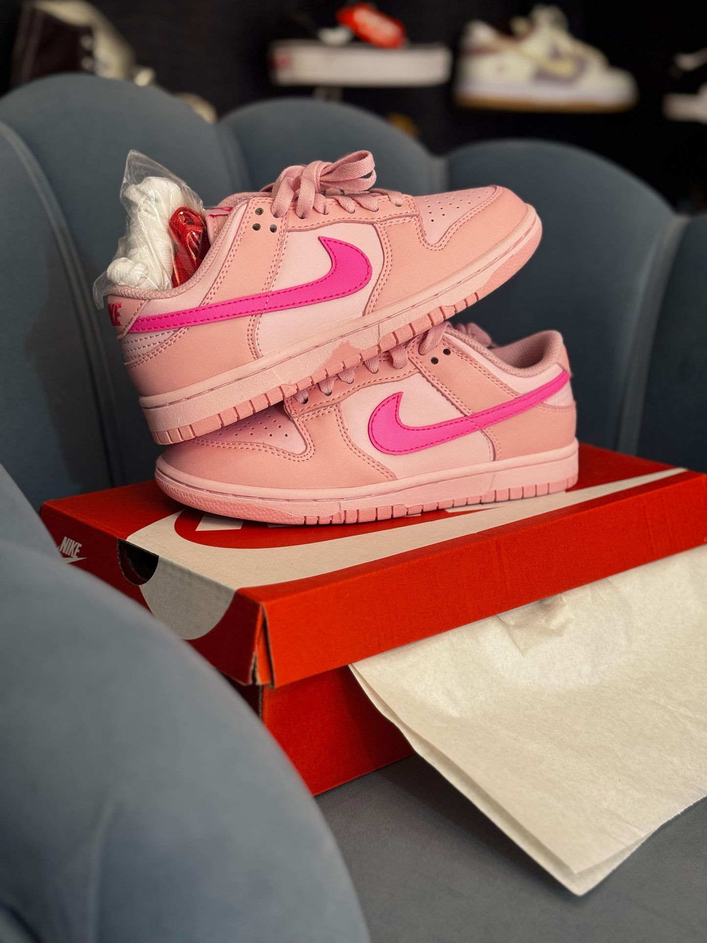 NIKE ''SB DUNK BARBIE TRIPPLE PINK''