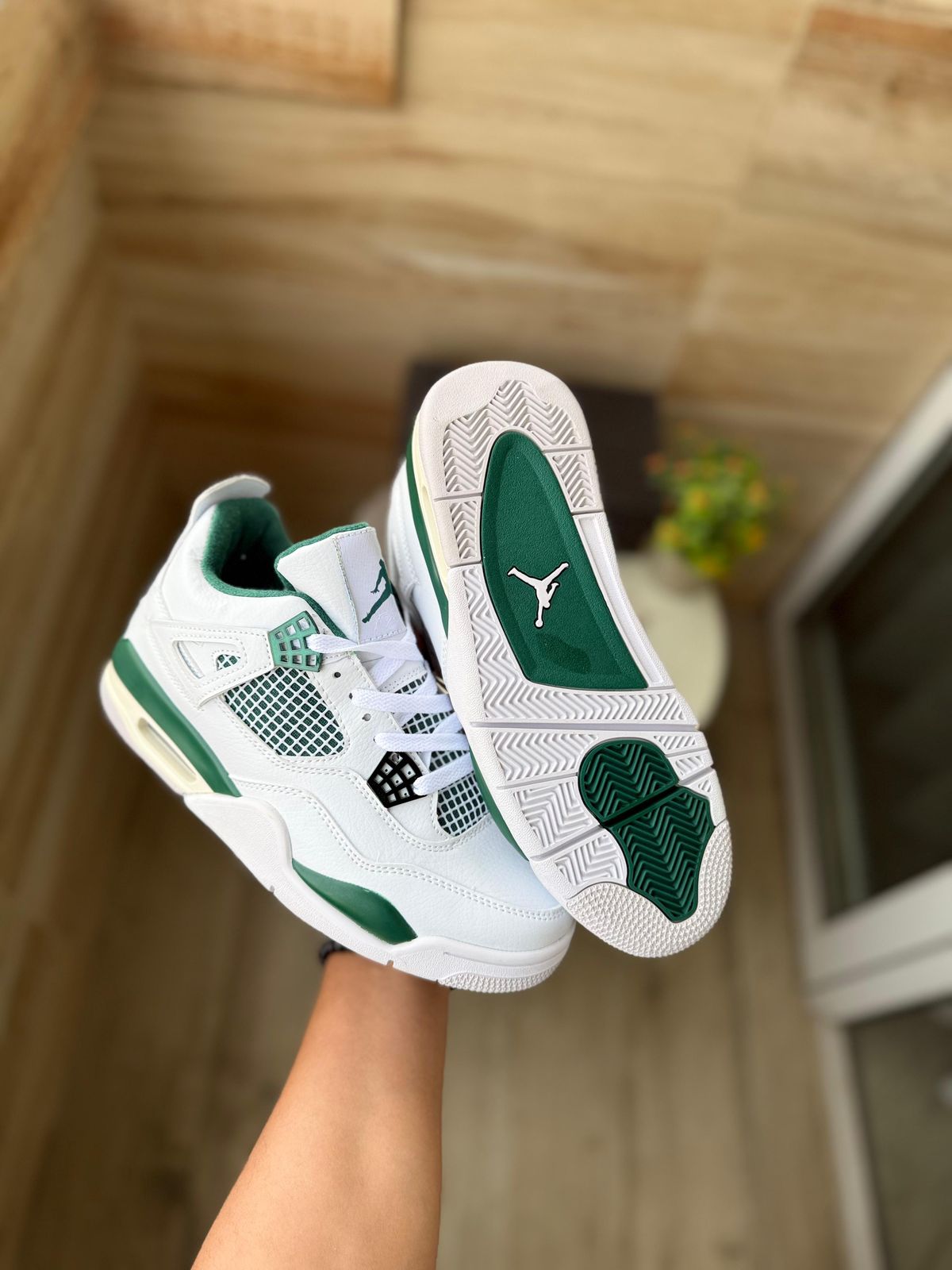 AIR JORDANS'' RETRO 4 OXIDISED GREEN ''