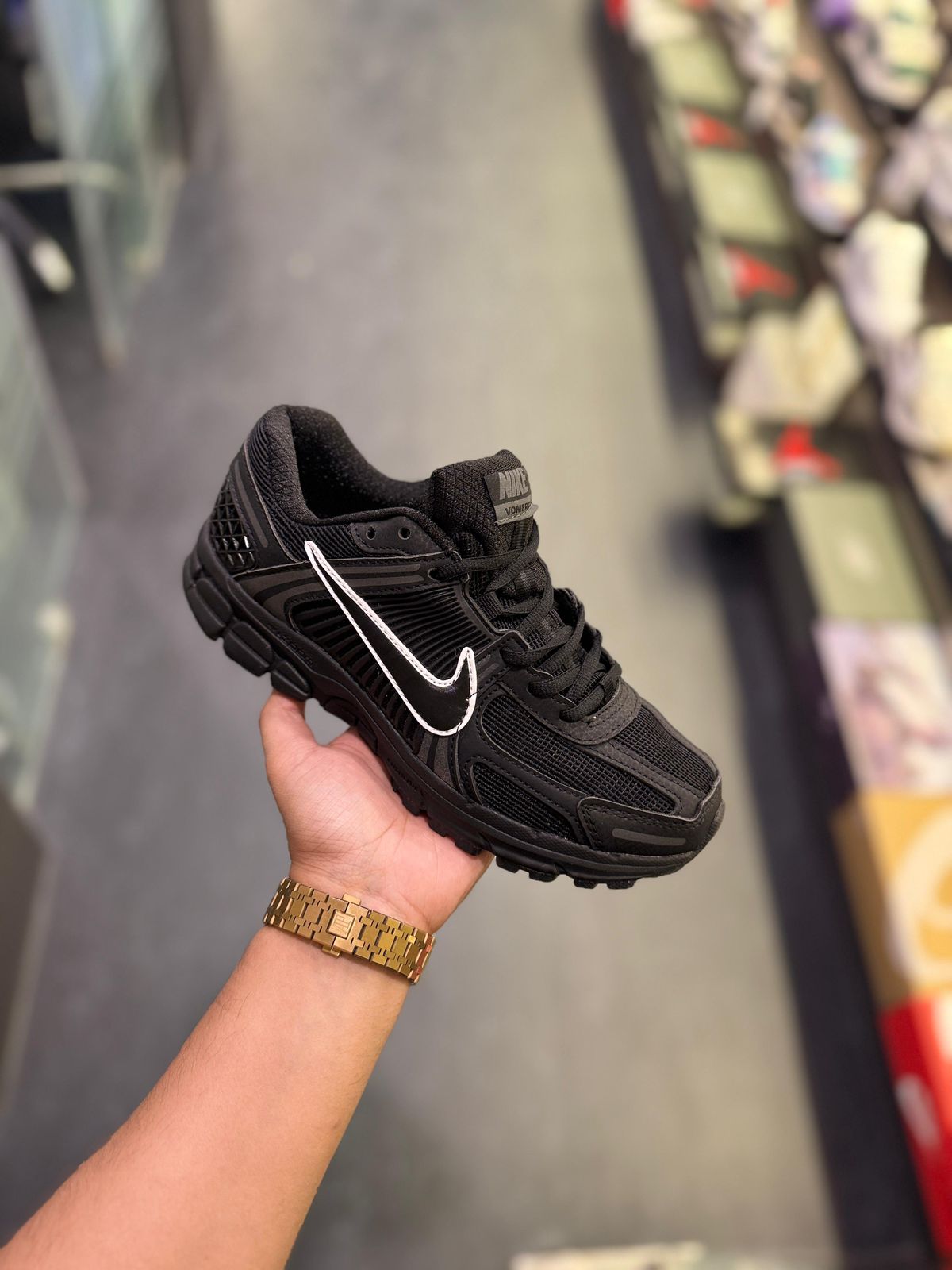 NIKE ''ZOOM VOMERO SUMMIT BLACK ANTHRACITE ''