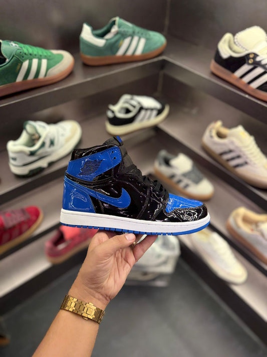 AIR JORDANS'' RETRO 1 PATENT ROYAL BLUE ''