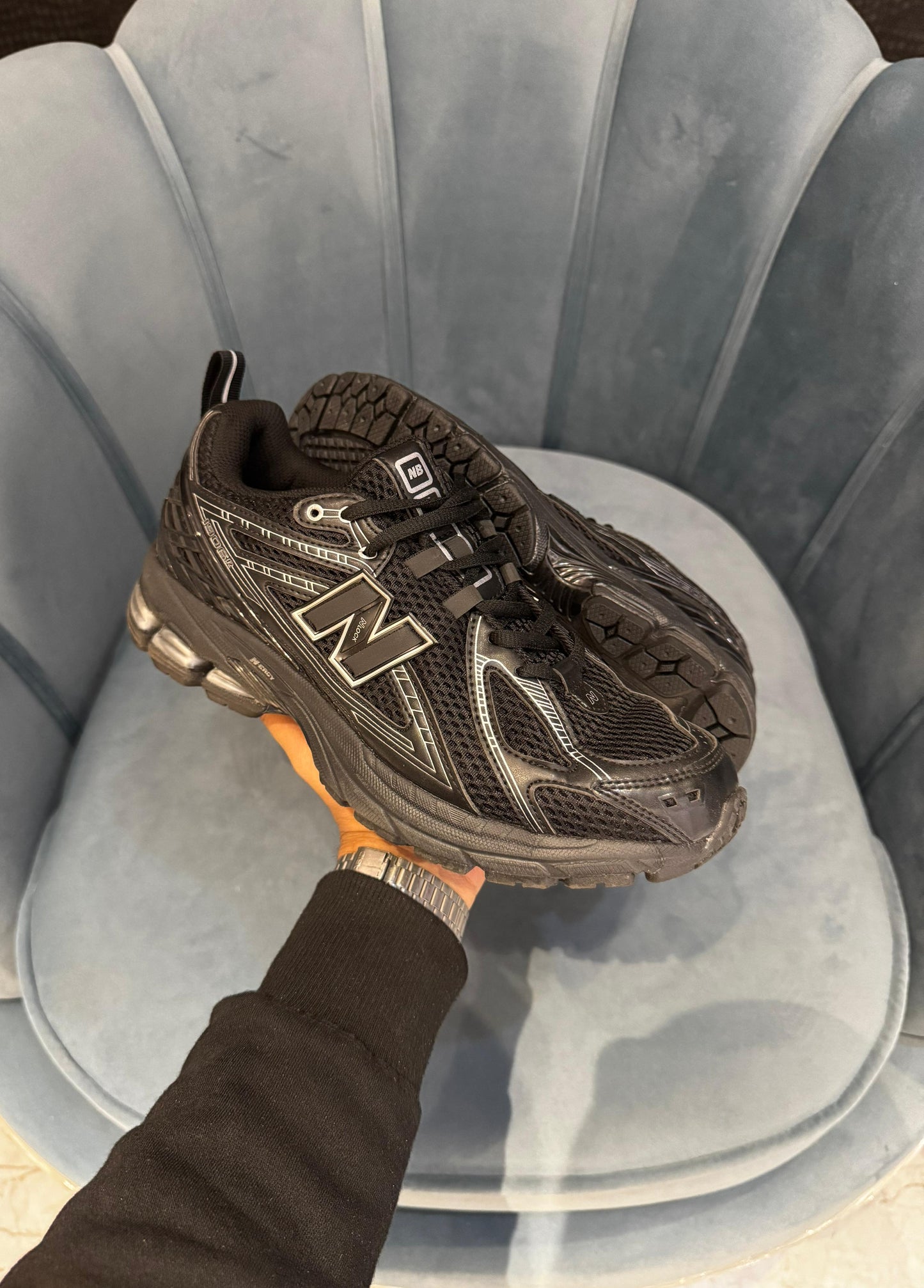 NEW BALANCE 1906 FULL BLACK