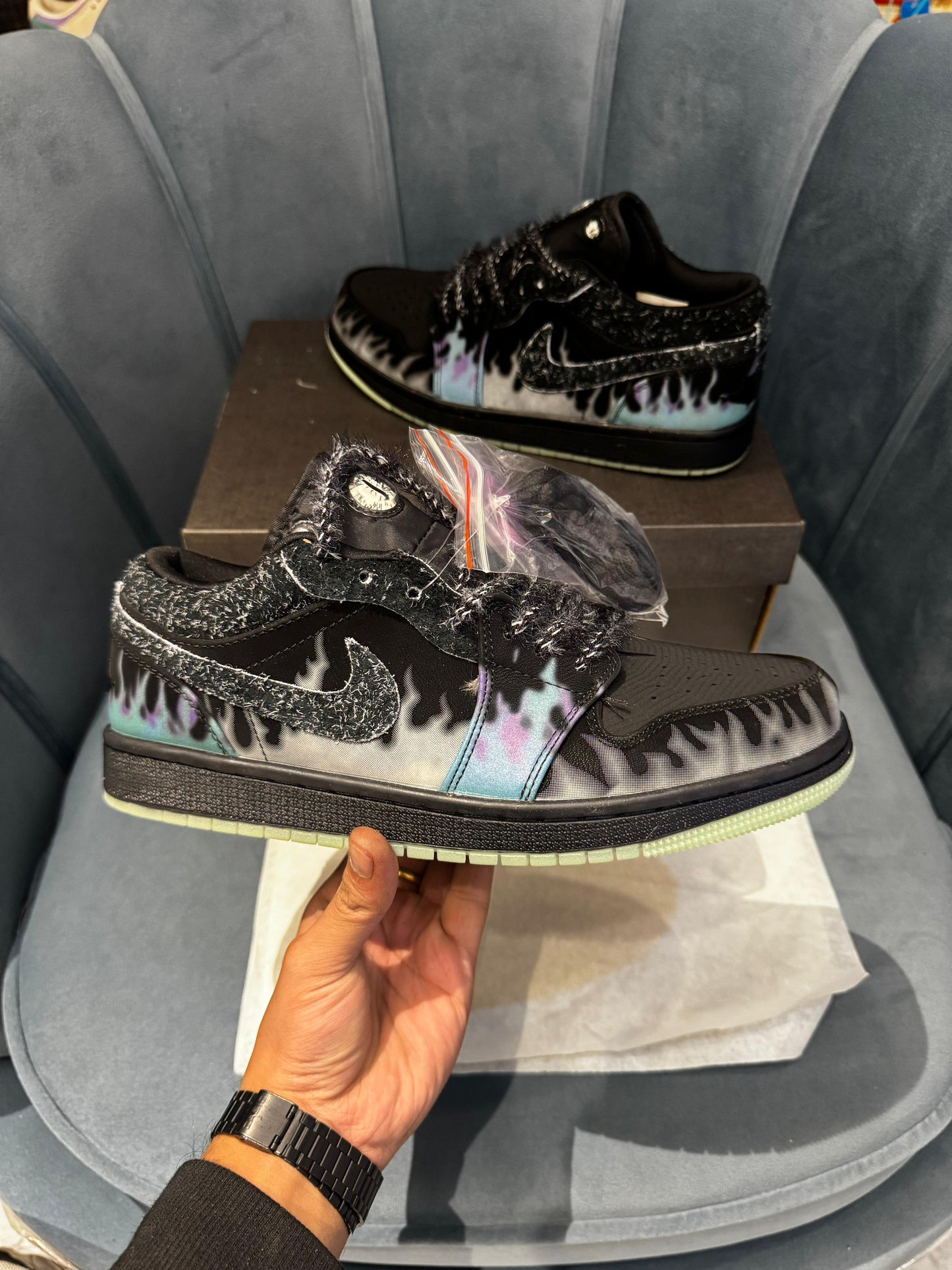 AIR JORDANS 1 LOW ''HALLOWEEN BLACK CAT''