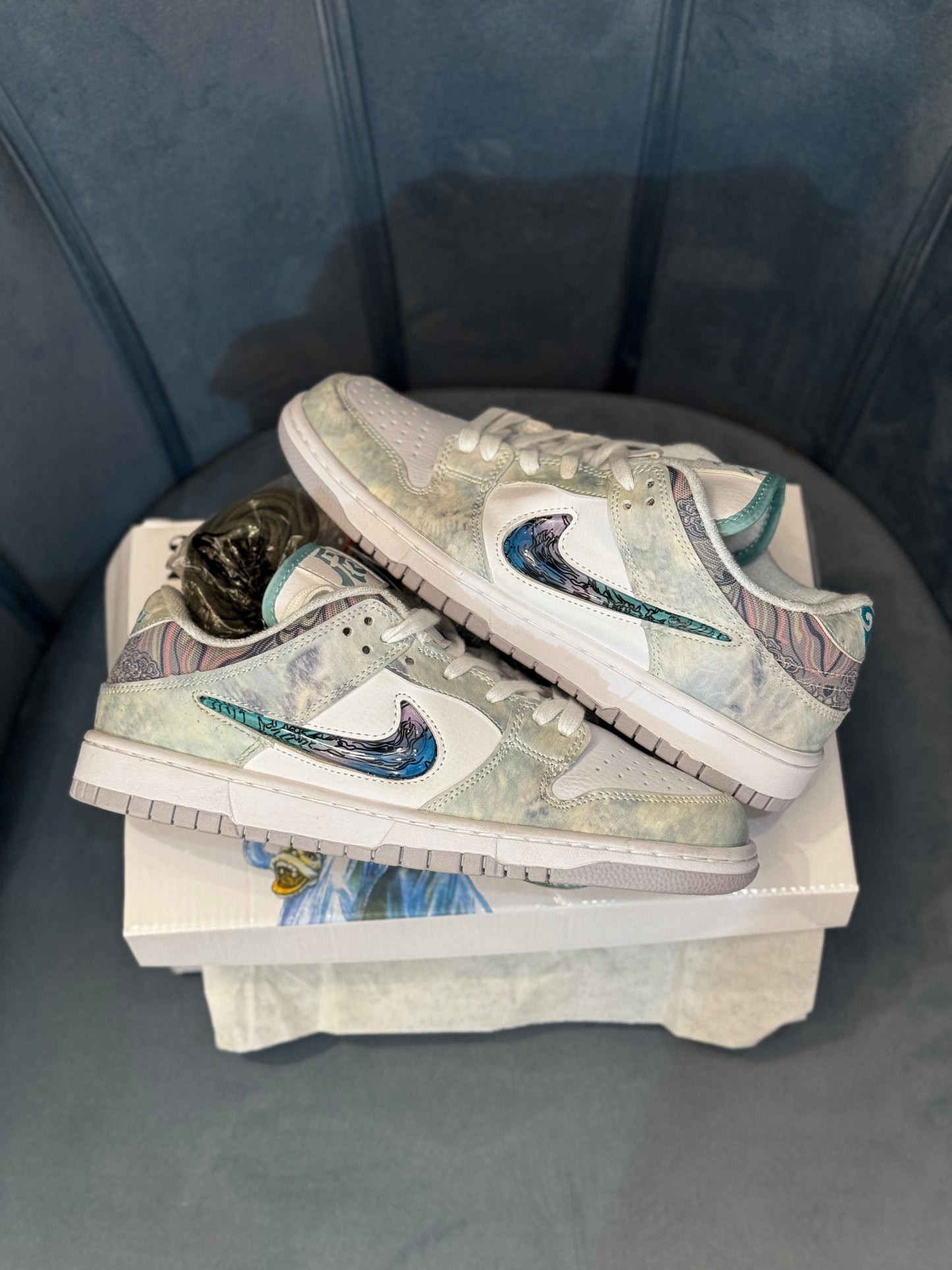 NIKE SB DUNK “YEAR OF THE DRAGON STEAM PUPPET”