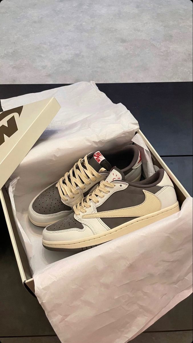 JORDAN LOW ''REVERSE MOCHA''