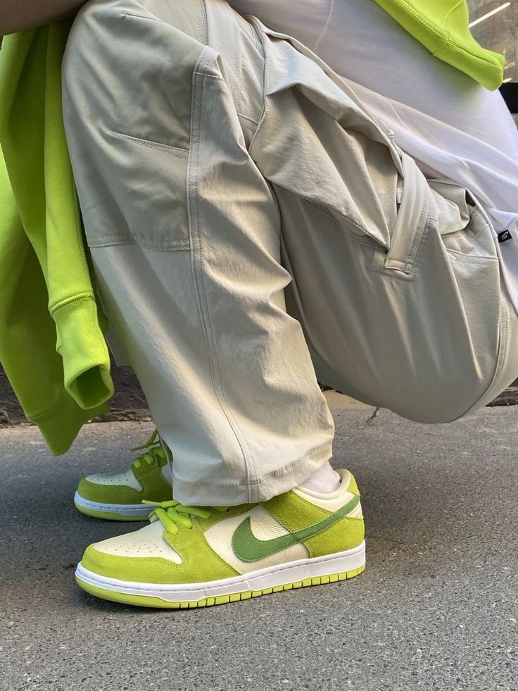 NIKE '' SB GREEN APPLE''
