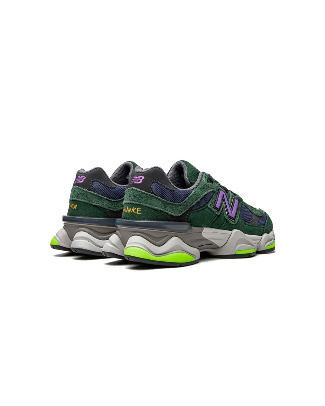NEW BALANCE “9060 NIGHTWATCH GREEN”