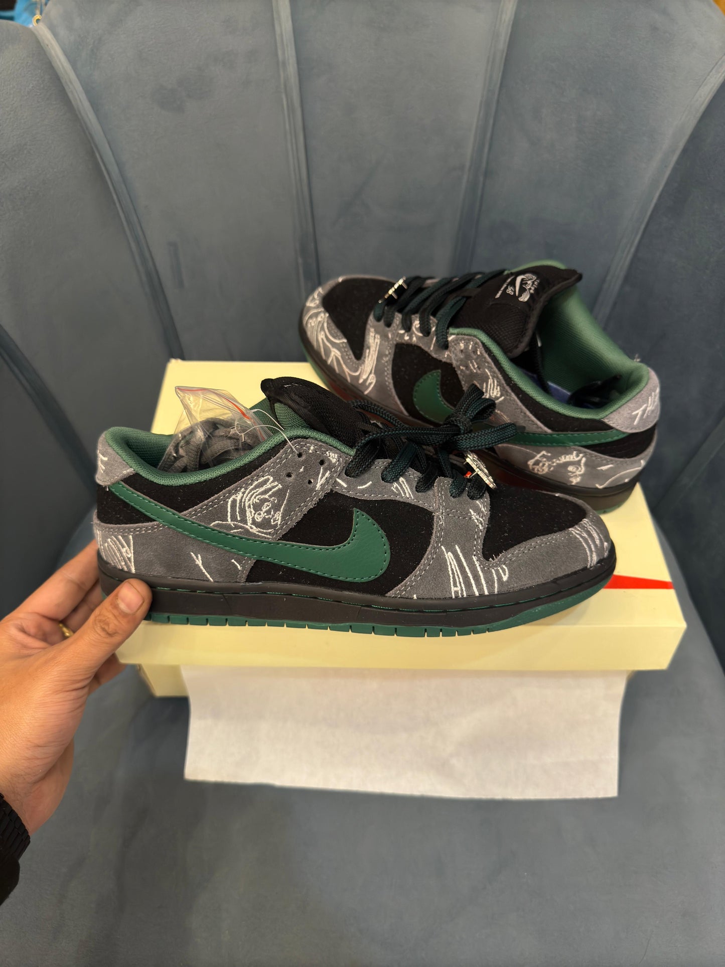 NIKE ''Sb x skateboard''