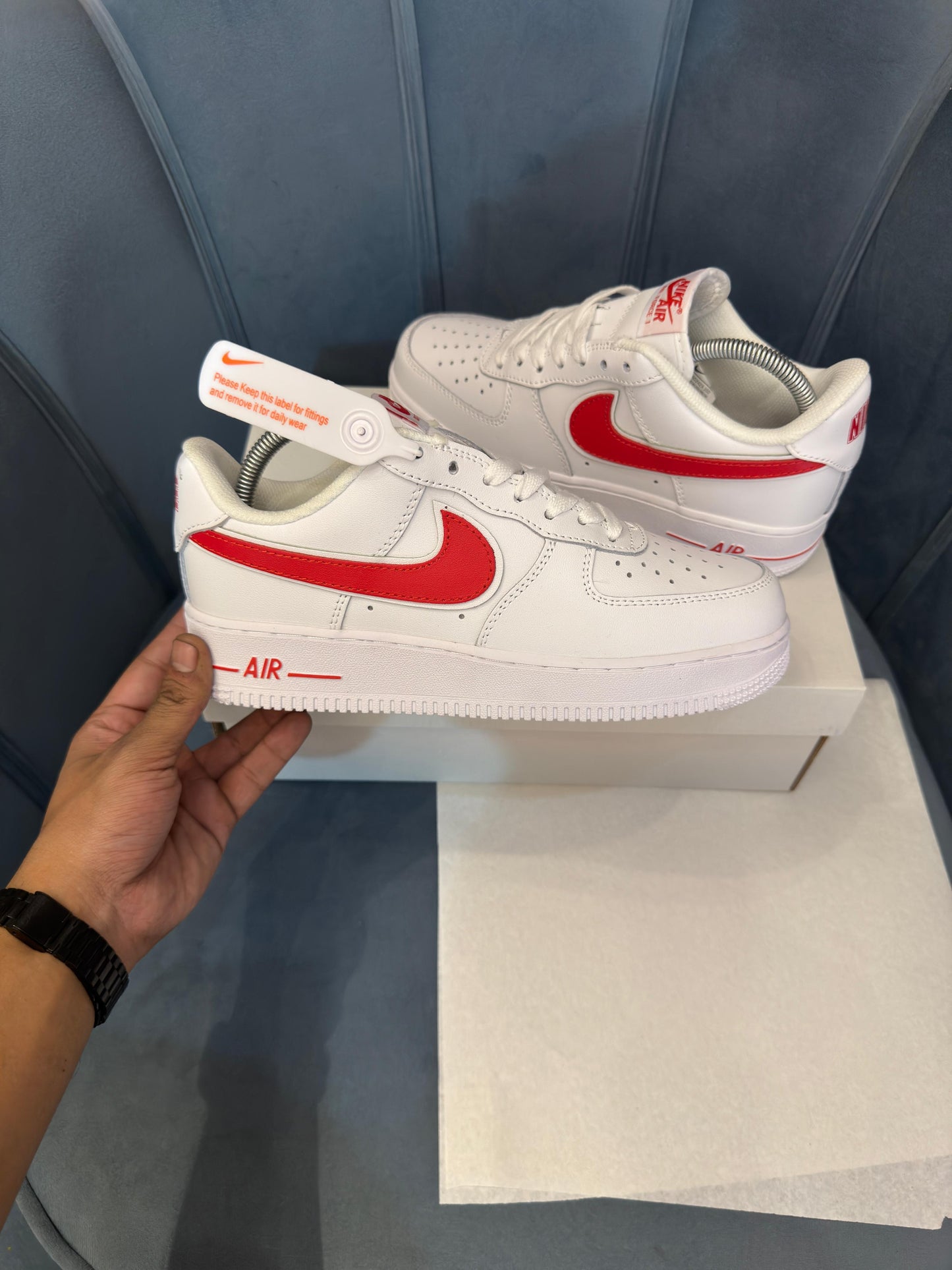 NIKE AIRFORCE 07 GYM RED