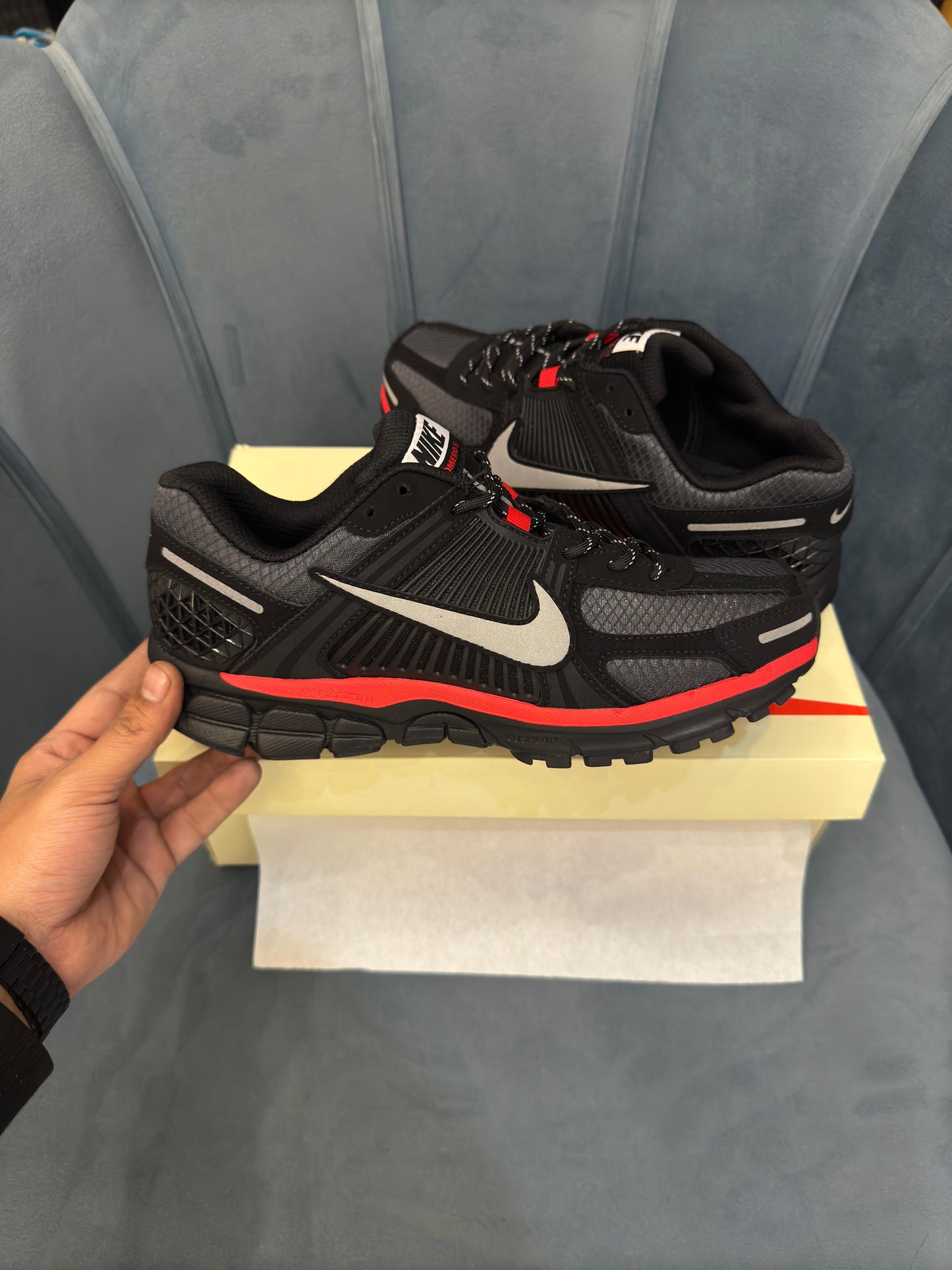 NIKE ''ZOOM VOMERO BRED SPIDER-MAN''
