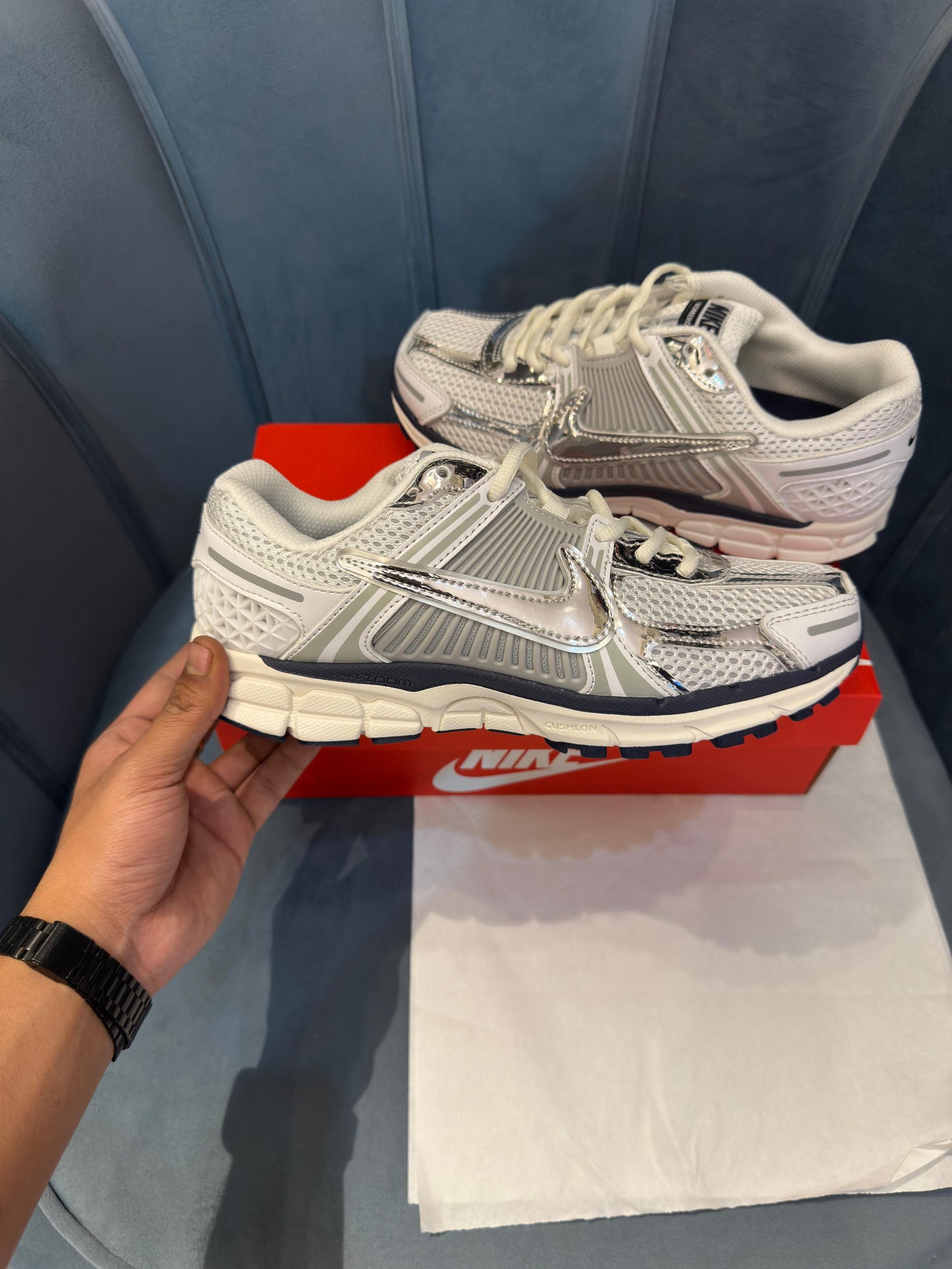 NIKE ''ZOOM VOMERO-5 METALLIC SILVER''