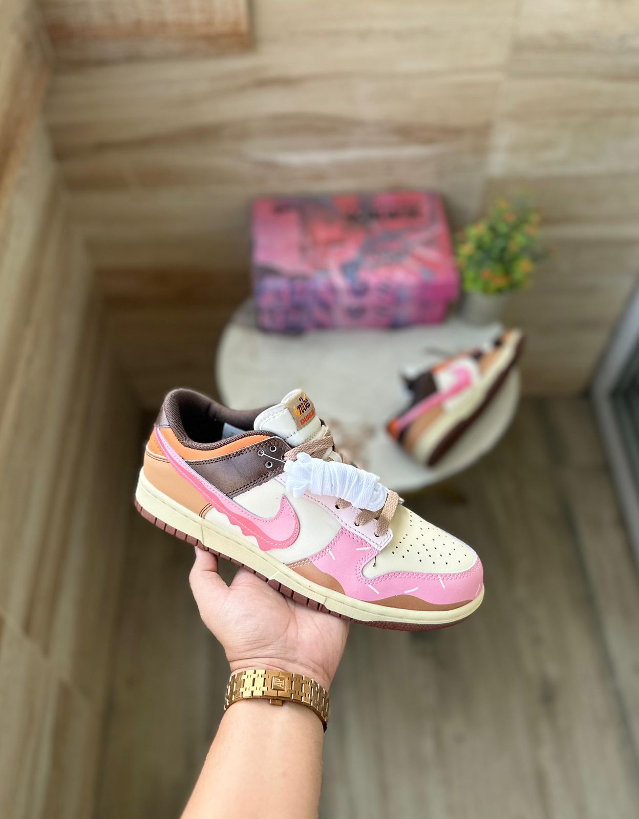 NIKE''SB DUNK WHAT THE DUNKIN DONUT''