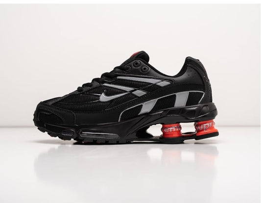 NIKE SHOX 2025 ''SUPREME''