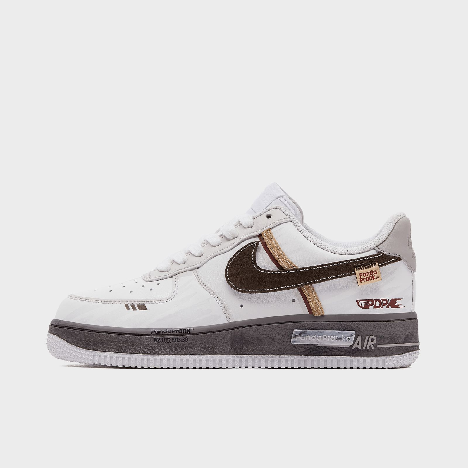 NIKE "AIRFORCE1 LOW PANDA PRANK"