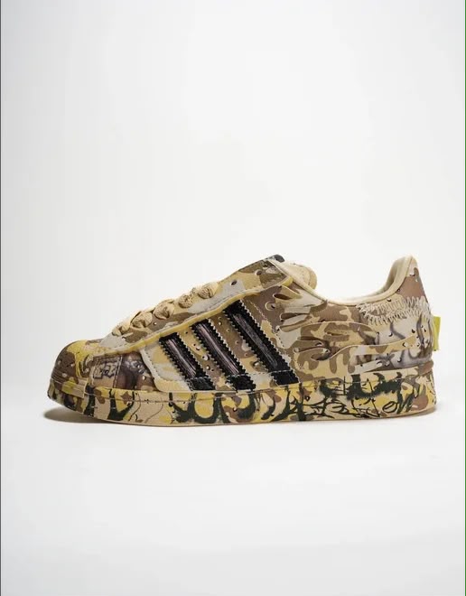 ADIDAS "SUPERSTAR HELLSTAR DESART"